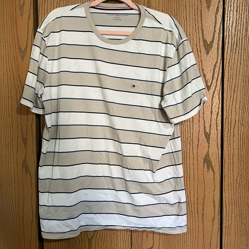 Tommy Hilfiger Men's Beige and White Striped Tee